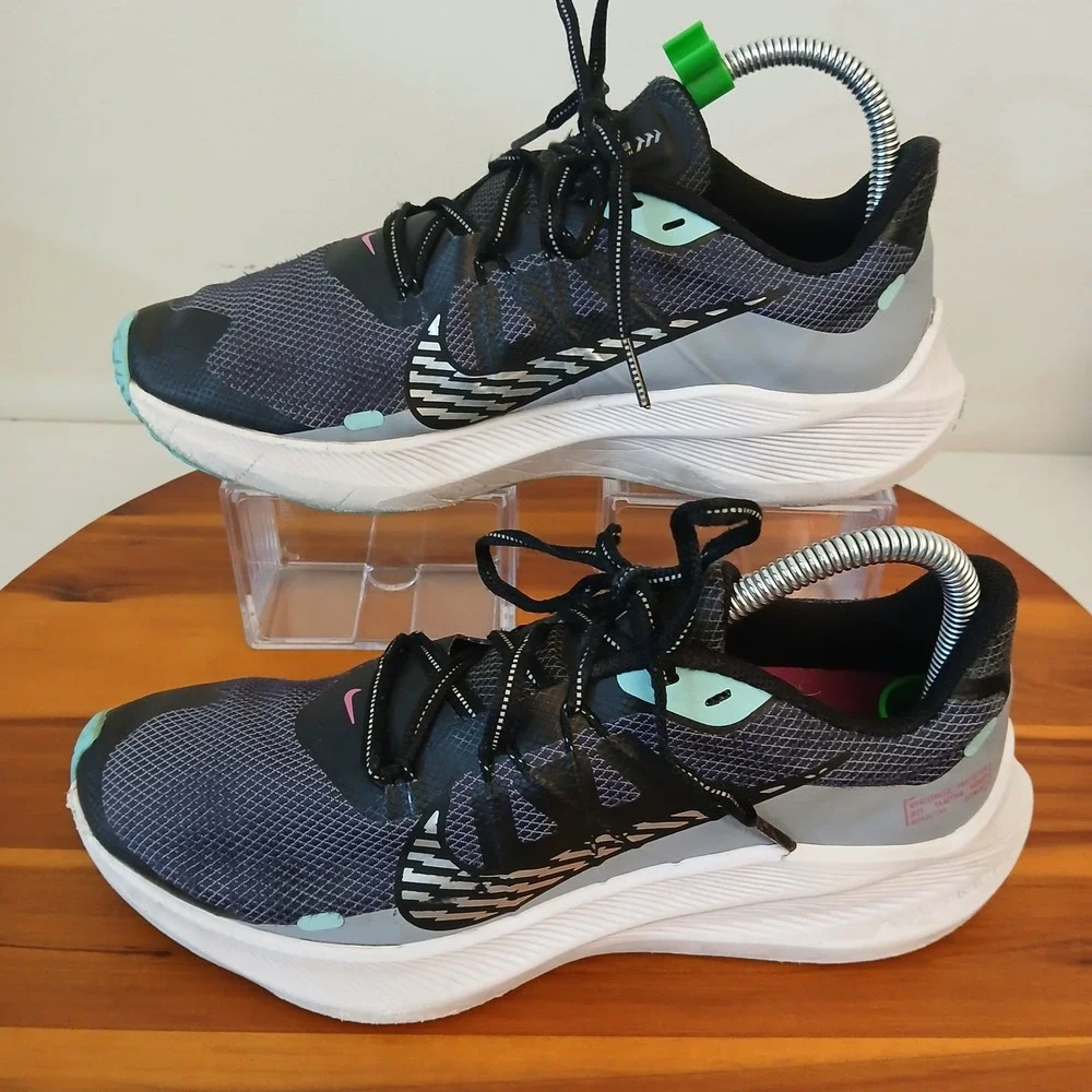 Nike Winflo‎ 7 Shoes Womens 8.5 Black Shield Running Shoes Sneakers CU3868-403
